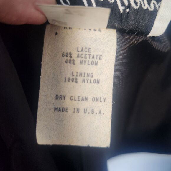 HW Collections VTG Black Lace Overlay Plum Midi Dress-Whimsygoth-Fairy-Event-7/8 - Picture 12 of 16